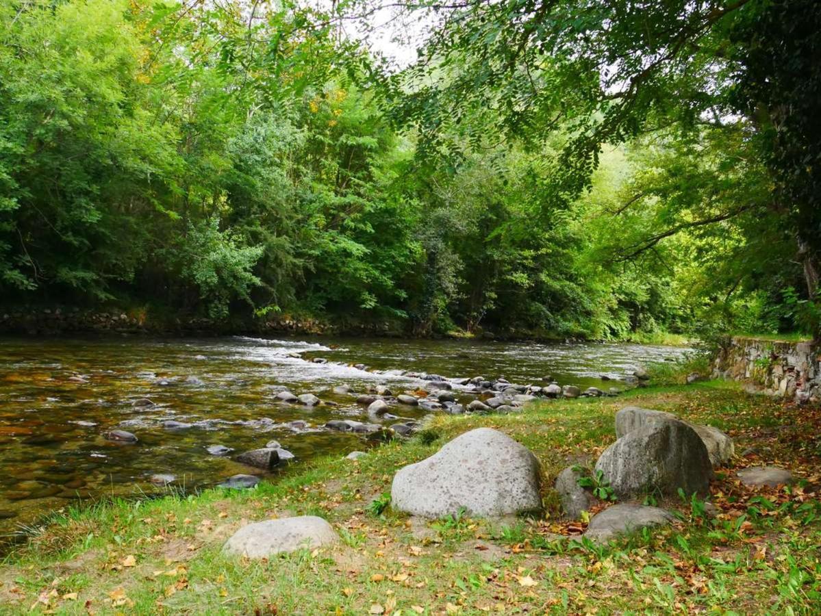 Camping Pays De Beille Les Cabannes  Exterior photo